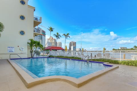 Fort Lauderdale Vacation Rental | 1BR | 1BA | 685 Sq Ft | Elevator Access