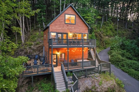 Kick back on your private deck and take in those Smoky Mountain views.