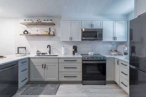 This kitchen has it all! Whether you are baking, grilling, or making smoothies for your crew, you'll find everything you need in the fully stocked kitchen!