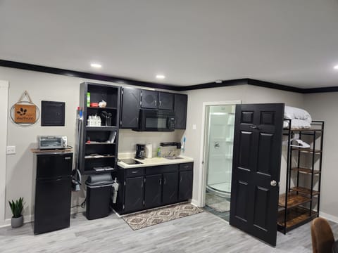 Fully Furnished Kitchenette