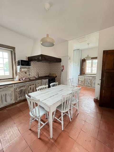 SECOND kitchen, MOURINHO POOL BEACH HOUSE