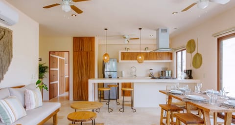 Natural decor with modern elements
