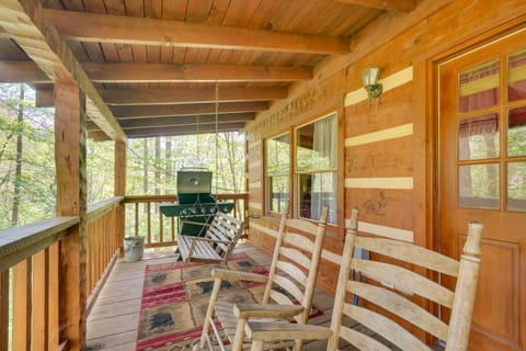Gatlinburg Vacation Rental | 1BR | 1BA | 600 Sq Ft | Stairs Required to Access