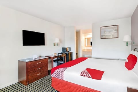 Comfortable unit with King bed