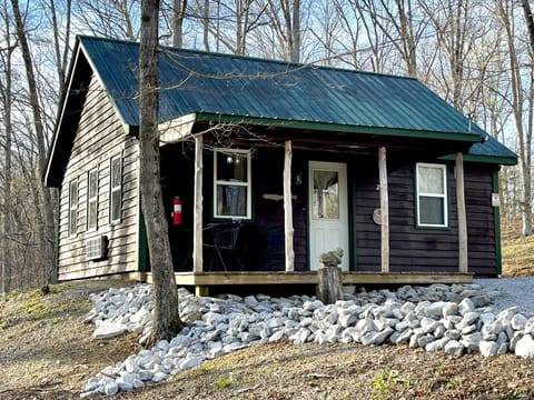 Front of Cabin 2- "Fishin' Hole"