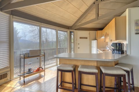 Seating area for the kitchen. 