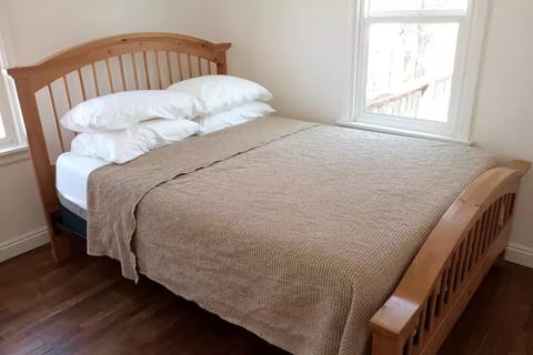 Tempurpedic memory foam mattress