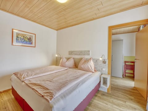 Seeblickstrasse - Fewo Nr.1 - Ferienwohnungen Petschnig Bed and Breakfast in Villach