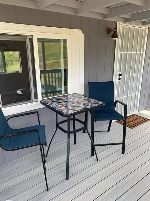 Front deck with beautiful sunsets views.