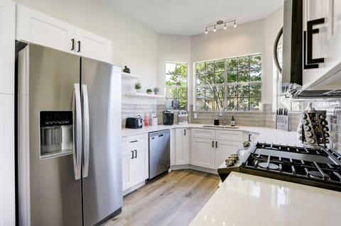 Kitchen are equipped with imported quartzite counters, new cabinets. 