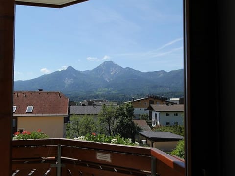 Lupinienweg - Fewo Nr. 6 - Ferienwohnungen Petschnig Bed and Breakfast in Villach