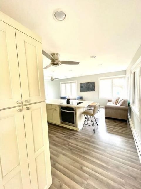 Entrance from back porch/patio into kitchen.
