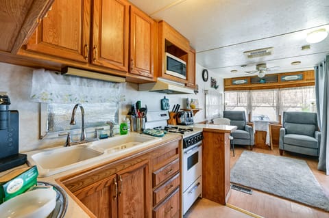 Yuma Vacation Rental | 1BR | 1BA | 4 Steps Required for Access | 560 Sq Ft