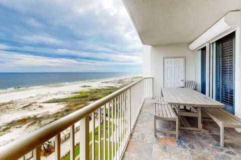 Welcome to The Beach Club - Doral #701