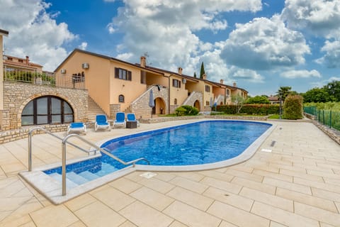 Shared pool