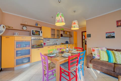 Kitchen and dining area