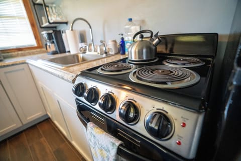 Full size stove and oven