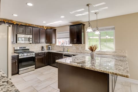Kitchen | Main Level | Dishwasher | Coffee Maker