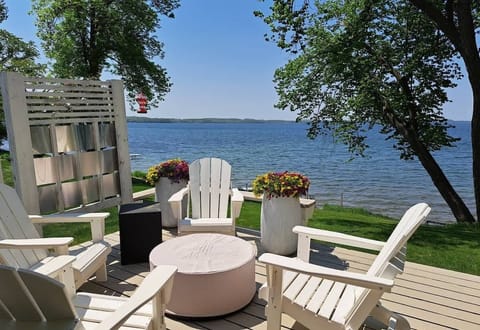 SunsetCottageLake