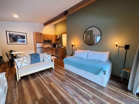 Sleeping spaces which double as livingroom