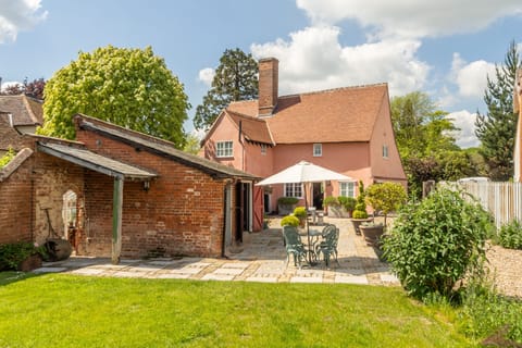 The Old Post Office, Higham: Sit back and let the countryside surround you