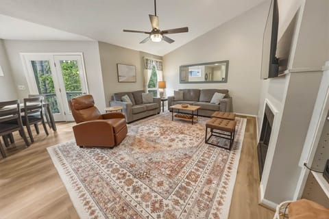 Enjoy open concept living in our 2bed/2bath 2nd floor condo