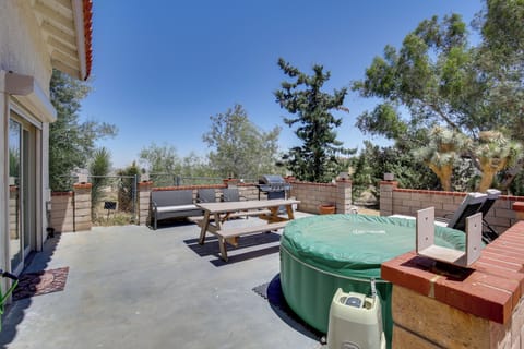 Patio | Outdoor Dining Area | Grill | Hot Tub