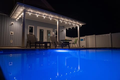 Sand Dollar Home w/Pool is a 5 minute walk to the Gulf of Mexico