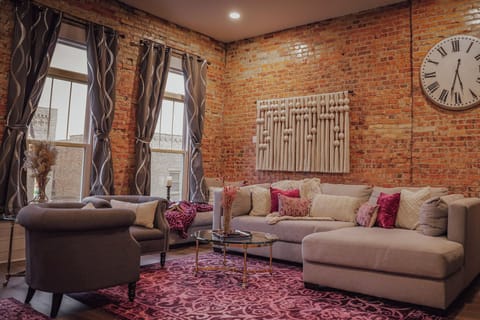 We've refreshed some of our decor in our most -adored room- the living room. While this room is almost 400 sq. ft, the decor is curated and meant to give a cozy vibe.