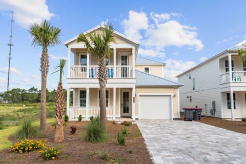 Pet Friendly Beach House - Sugary Sands