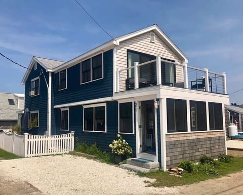 Beautiful, fully remodeled Beach Point home just 100 yards from the beach