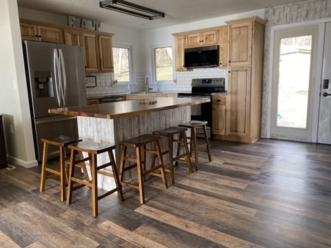 Kitchen recently remodeled