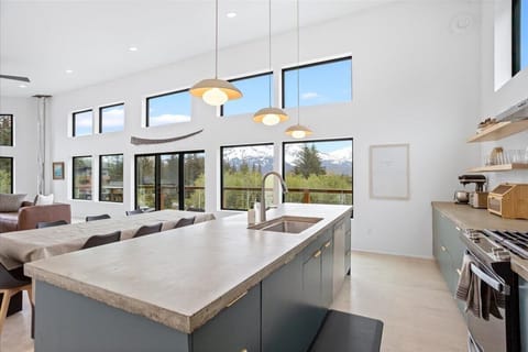 Even when preparing a meal you can be enjoying Alaskan views!