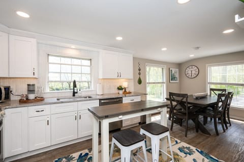 Fully Stocked Kitchen!