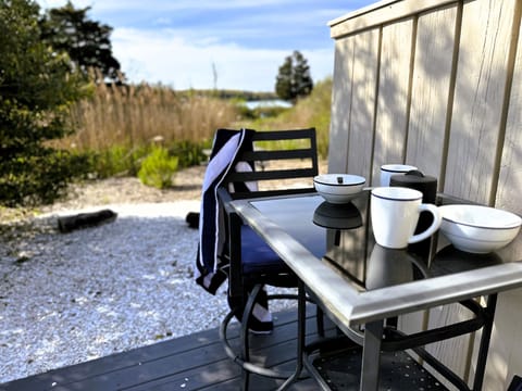 Birdsong in the morning with breakfast