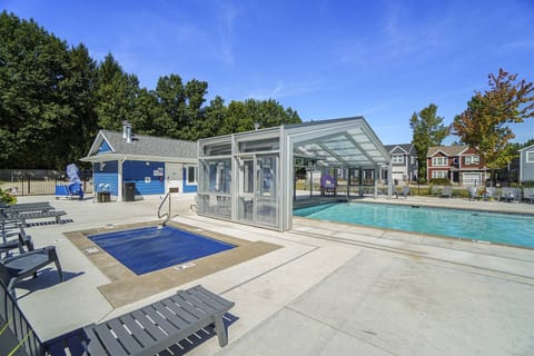 Enjoy the Harbor Clubs beautiful indoor/outdoor pool and relaxing hot tub, complete with plenty of loungers and sunny open space