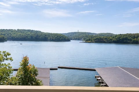 View overlooking the beautiful Lake of the Ozarks
