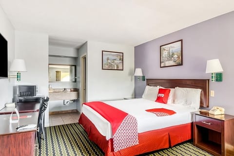 Comfortable unit with King bed