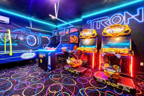 Commercial Game room with free games