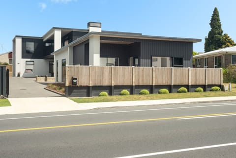 Townhouse on Levers (front house) - street view from Reserve
