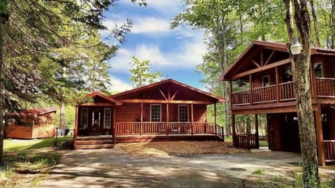 Main Cabin and Bunkhouse