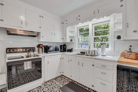 A view of the Kitchen!