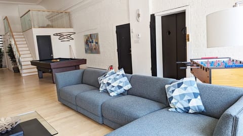 Living room with entertainment