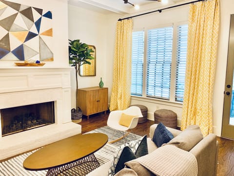 Fireside keeping room. 