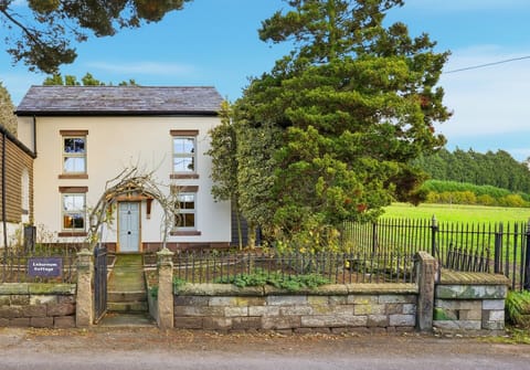 Cottage Road View