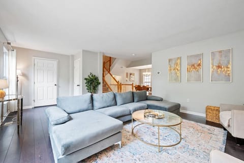 Elegant Space to Relax & Unwind