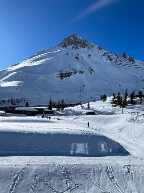 Snow and ski sports