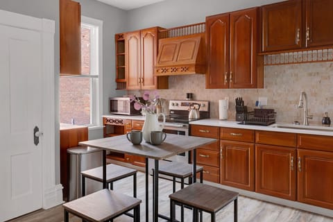 Large kitchens comes fully equipped for all your cooking needs