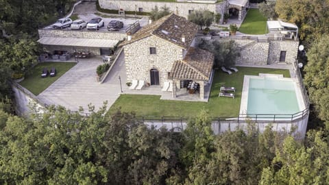 Activities, Amenities, Balcony / Terrace / Patio, Building Exterior, Facilities, Main Entrance, Pool, Room Detail, Spring, Summer