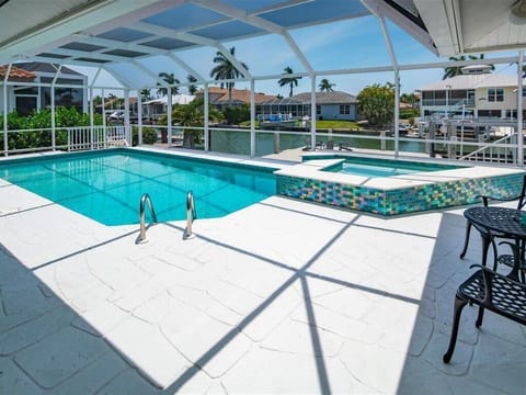 Pool and Spill-over Spa